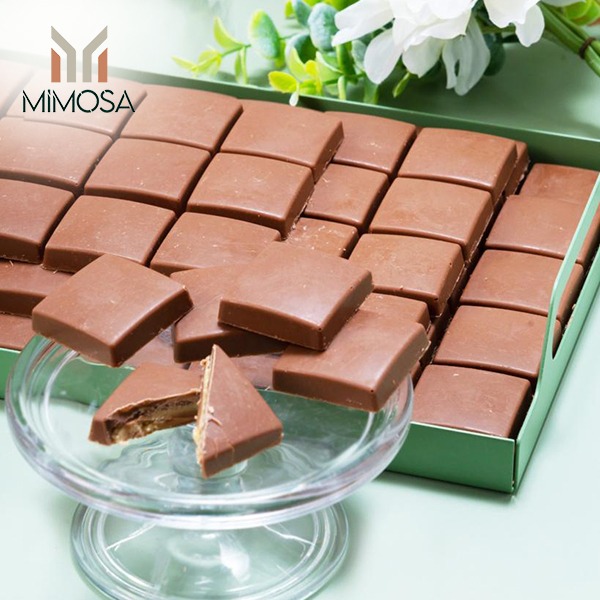 Chocolate 1KG 300 QAR شوكولا كيلو