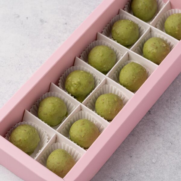Crunchy Pistachio Truffles_12 pieces