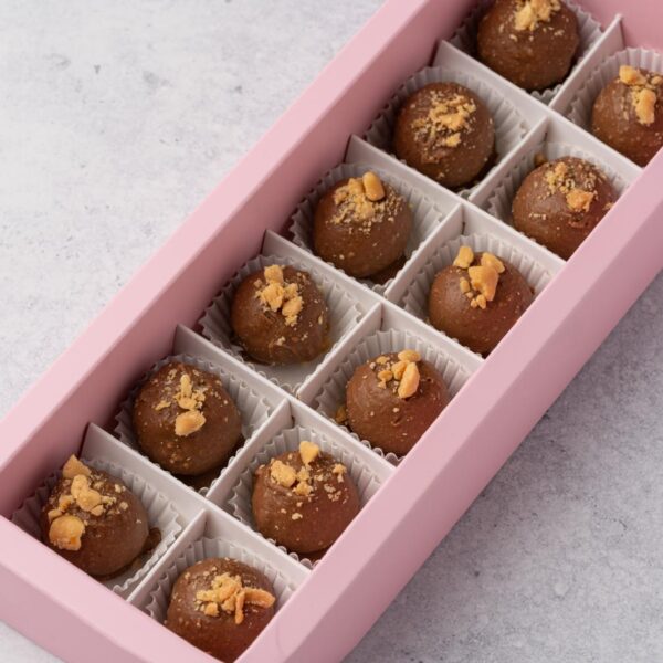 Peanut Velvet Truffles_12 pieces